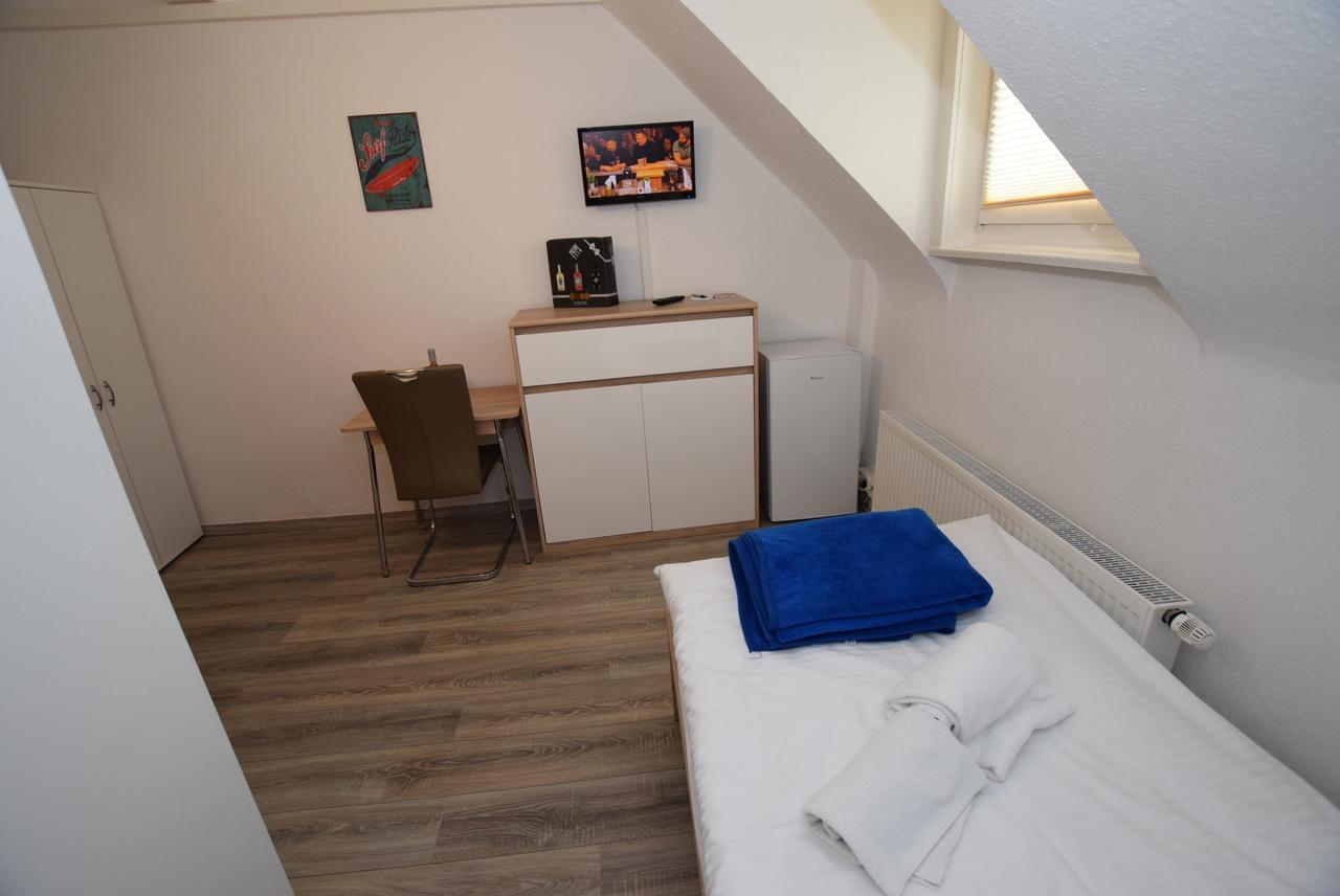 Monteurzimmer Kirchheim-Teck Kirchheim unter Teck Esterno foto